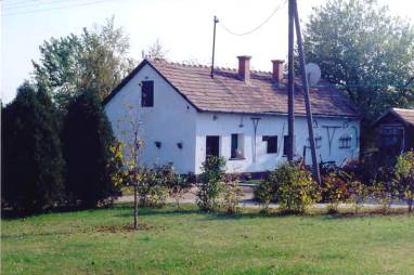 Egy lakott tanya a még létező több száz közül